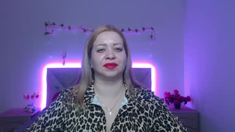 Oliviaverr online show from April 10, 2026, 1:05 pm