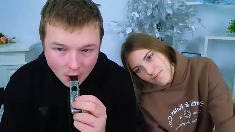 Olli and Stiw online show from November 25, 2025, 8:25 am