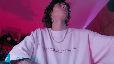     online show from October 20, 2025, 2:12 am