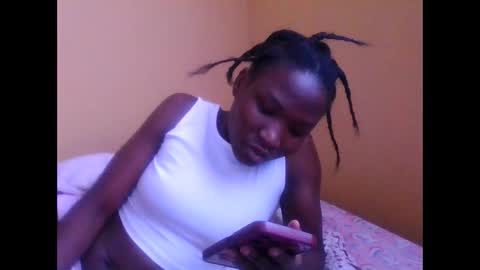 olwami3 online show from September 22, 2025, 1:24 pm
