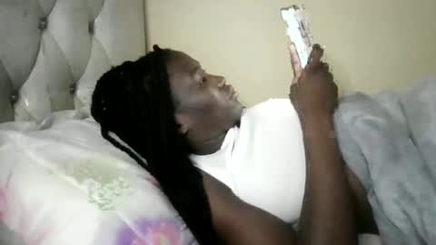 olwami4 online show from May 20, 2026, 2:29 am