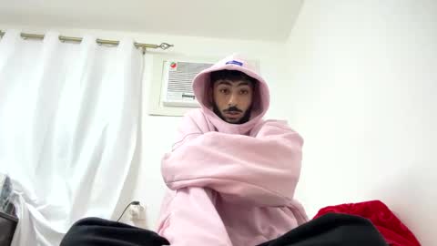 Snapshot of omarsami998 chatting on January 19, 2025, 1:43 am omarsami998 online show from January 19, 2025, 1:43 am