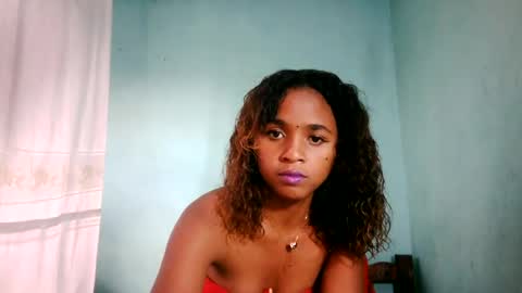 Snapshot of omegah05 chatting on June 18, 2026, 11:25 am omegah05 online show from June 18, 2026, 11:25 am