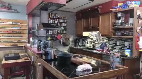 Snapshot of omfgy chatting on February 27, 2026, 9:48 pm Norm online show from February 27, 2026, 9:48 pm