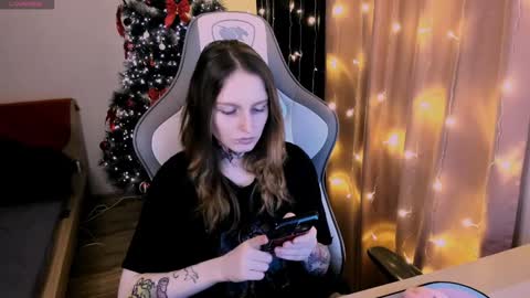 on_yxxx online show from January 24, 2025, 5:32 pm