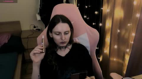 on_yxxx online show from November 3, 2025, 8:10 pm