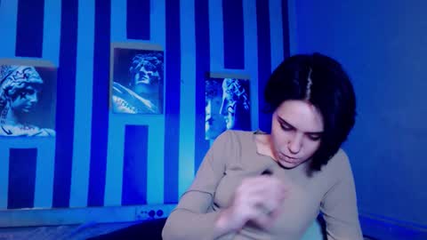 onaloon online show from March 19, 2026, 2:37 am