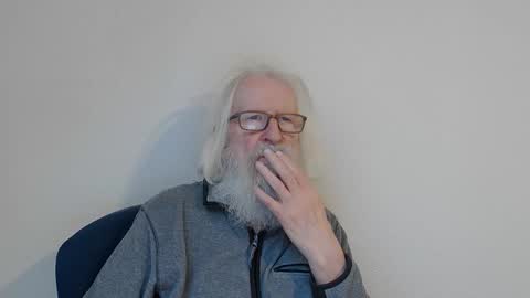 Somewhere over the rainbow online show from January 8, 2026, 8:16 am