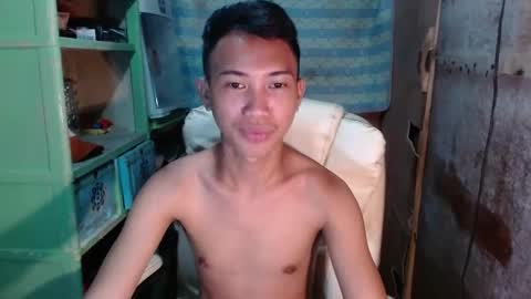 Wyn Will serve you and be your slave online show from December 27, 2024, 9:28 am