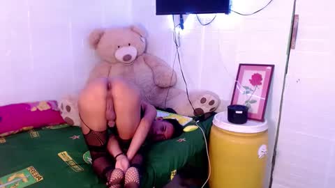 Wyn Will serve you and be your slave online show from March 11, 2025, 4:54 am