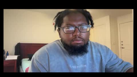 Friday and the Guys  online show from December 3, 2025, 6:28 pm