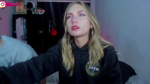 YIN MIGUEL online show from February 12, 2025, 3:40 am