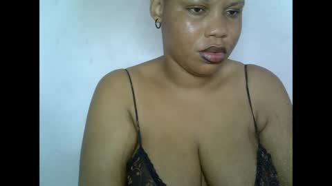 oneofdbestchubbygaloncb online show from May 17, 2026, 3:48 am