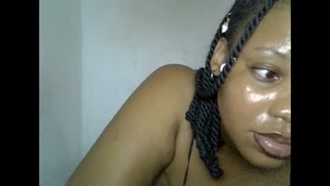 Snapshot of oneofdbestchubbygaloncb chatting on June 30, 2026, 2:45 am oneofdbestchubbygaloncb online show from June 30, 2026, 2:45 am