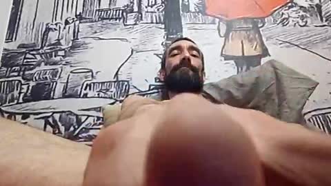 Giorgeo  Armani online show from November 4, 2025, 7:13 pm