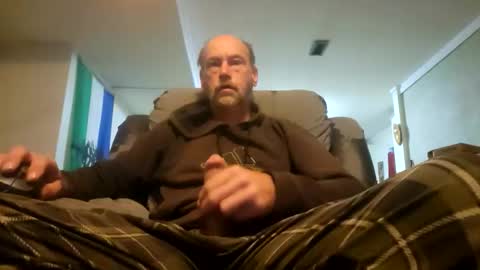 only01love online show from November 5, 2025, 3:34 pm