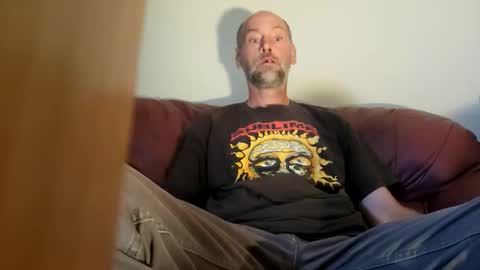 only01love online show from June 7, 2026, 6:11 pm