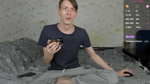 Snapshot of only_eric chatting on April 11, 2026, 8:29 am Erick online show from April 11, 2026, 8:29 am