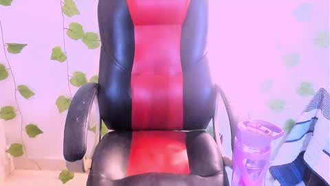 only_sarah1 online show from December 4, 2025, 10:51 pm