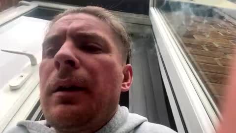 onlyloveyoutwice2016 online show from April 9, 2026, 8:42 am