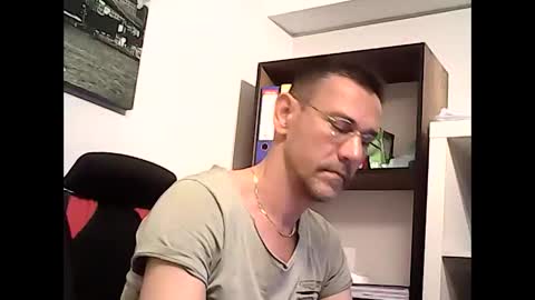 onlyprivate m35 online show from April 21, 2026, 9:04 am