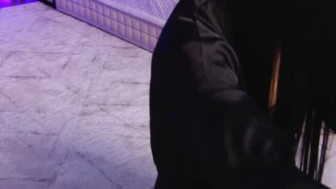 Xandra online show from January 19, 2026, 5:44 am