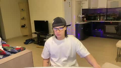 Snapshot of oofcblesssexx chatting on December 28, 2024, 9:30 pm bless god online show from December 28, 2024, 9:30 pm