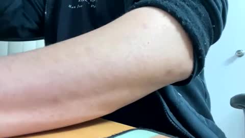 ooiskyfalloo online show from March 14, 2026, 7:58 am