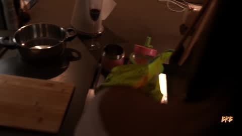 Eva online show from February 5, 2025, 4:14 pm