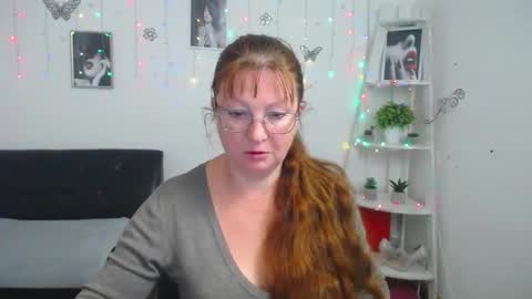 Vanessa online show from September 26, 2025, 5:33 am