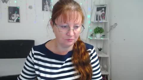 Vanessa online show from October 13, 2025, 5:18 am