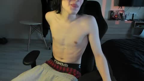 Bella and John online show from April 10, 2026, 4:55 pm