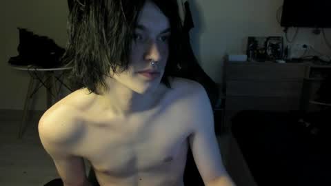Bella and John online show from May 23, 2026, 7:07 pm