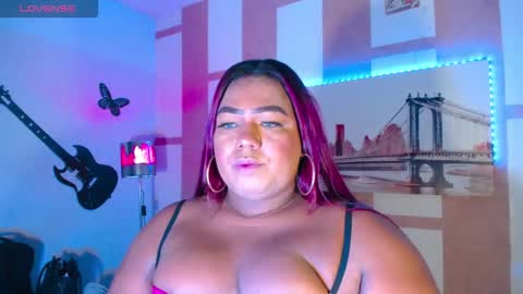 OpraxBell online show from December 17, 2025, 1:33 am