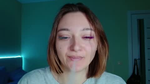 Snapshot of orange___melani chatting on December 2, 2025, 9:25 am Melani online show from December 2, 2025, 9:25 am