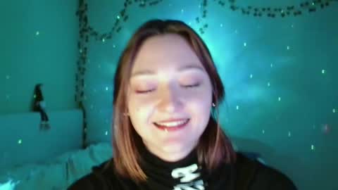 Snapshot of orange___melani chatting on January 7, 2026, 3:25 pm Melani online show from January 7, 2026, 3:25 pm