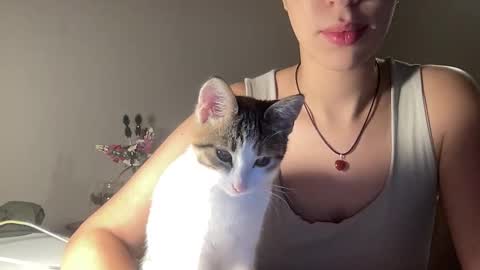 Snapshot of orchida666 chatting on November 8, 2025, 3:01 pm orchida online show from November 8, 2025, 3:01 pm