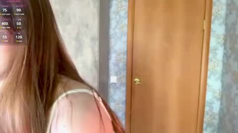 Yesenia online show from July 7, 2026, 7:23 am
