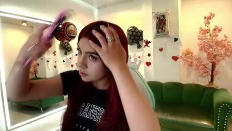 Snapshot of oriana_colby chatting on February 18, 2026, 11:39 am Oriana online show from February 18, 2026, 11:39 am