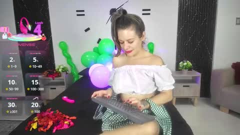 Oriana online show from February 5, 2026, 9:52 pm