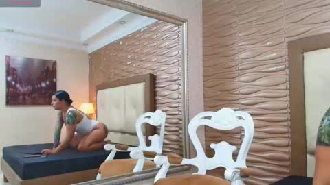 Snapshot of orianasmith chatting on March 26, 2026, 12:33 pm Ori online show from March 26, 2026, 12:33 pm