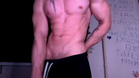 Snapshot of origamicat chatting on June 4, 2026, 9:32 pm origamicat online show from June 4, 2026, 9:32 pm