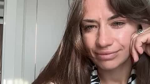 Aksya online show from March 23, 2026, 9:57 am