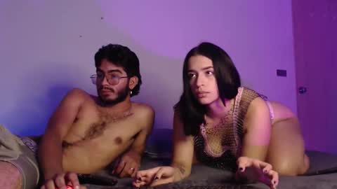 orion y perla online show from October 24, 2025, 4:20 am