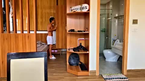 Snapshot of orlando__bloom chatting on March 21, 2026, 5:23 am Fansly and Instagram - online show from March 21, 2026, 5:23 am