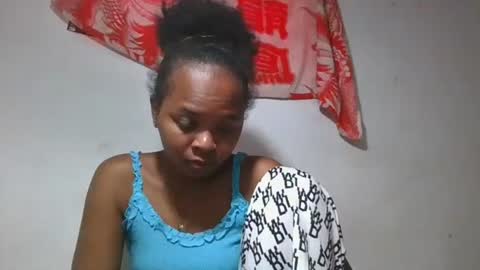 ornellahhh online show from October 24, 2025, 8:22 am