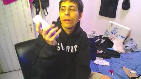 Snapshot of orus_420 chatting on February 1, 2026, 7:51 am orus_420 online show from February 1, 2026, 7:51 am