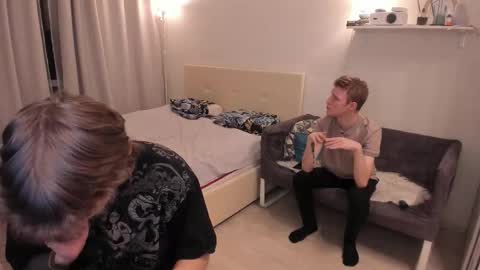 Oscar online show from November 21, 2025, 8:40 pm