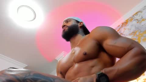 Snapshot of osher_cox chatting on February 11, 2025, 2:03 am osher_cox online show from February 11, 2025, 2:03 am