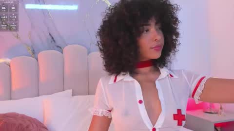 Snapshot of oshun_25 chatting on September 20, 2025, 12:28 pm Oshun  online show from September 20, 2025, 12:28 pm
